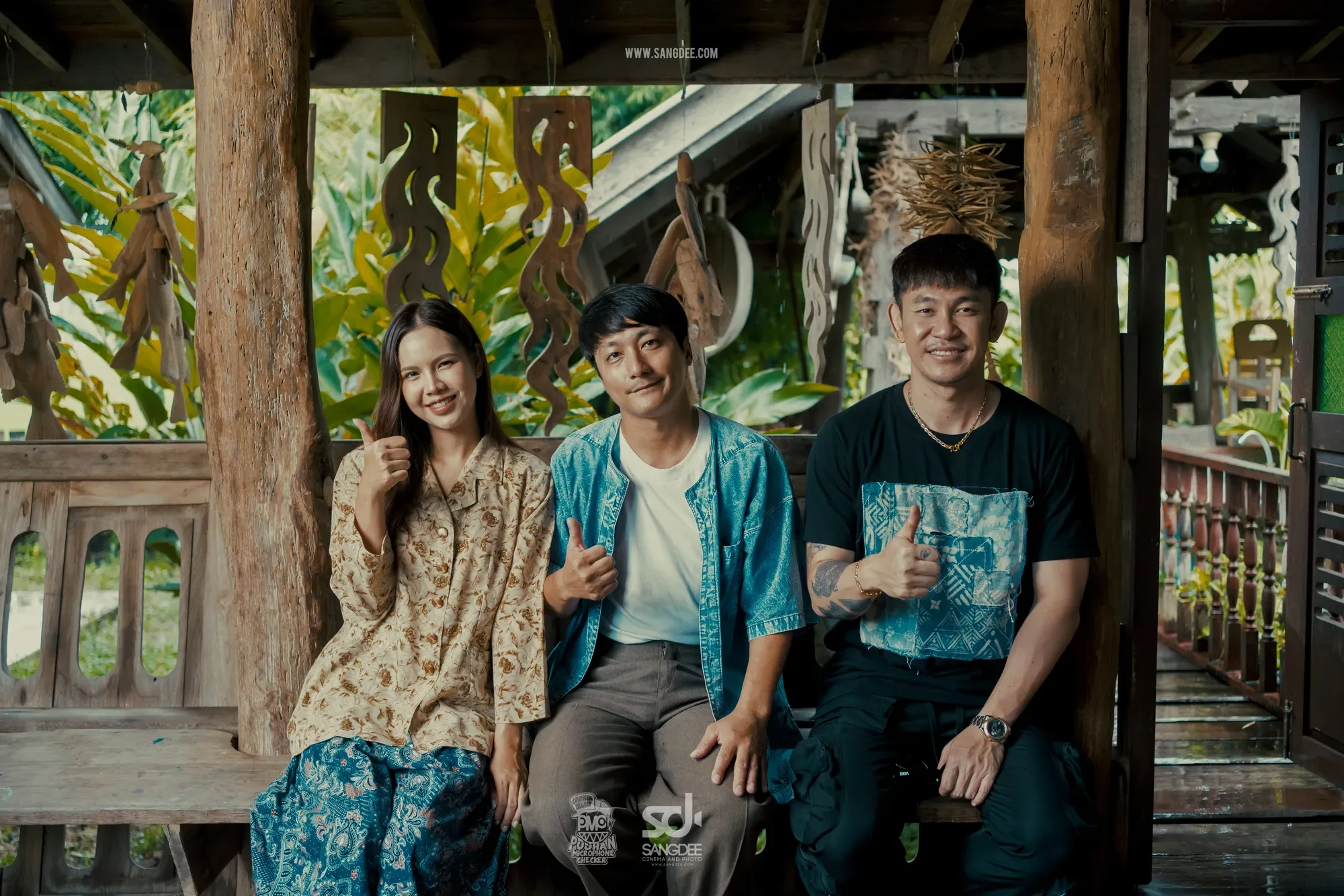 เบื้องหลัง MV กฎไตรรัก - PMC ปู่จ๋าน ลองไมค์ — ภาพจาก SANGDEE Photo Journal