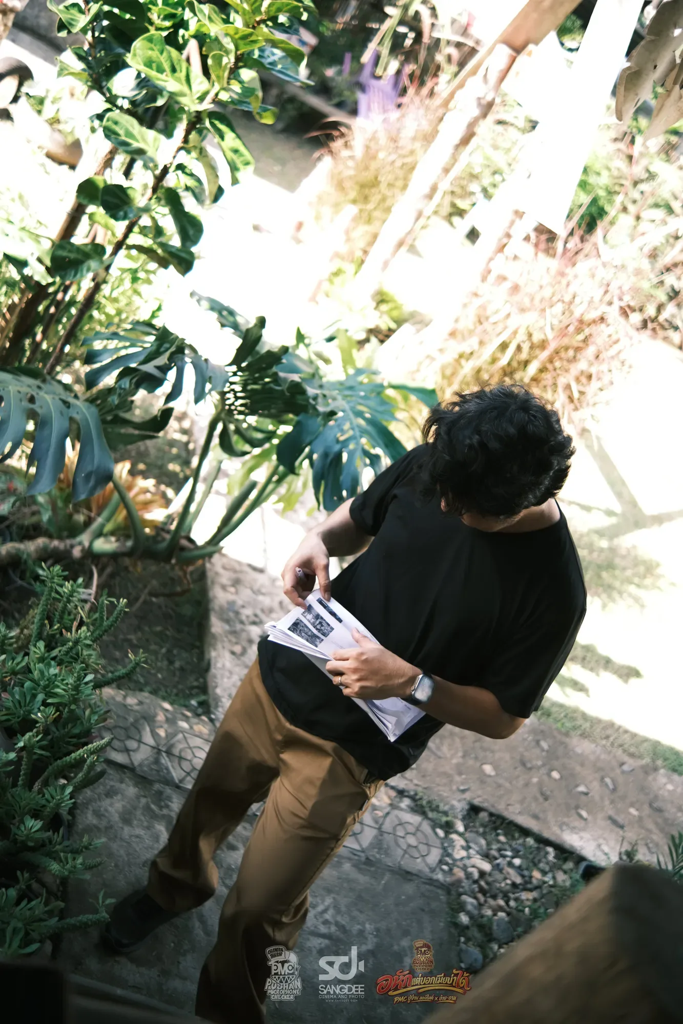 เบื้องหลัง MV อกหักแต่บอกเมียไม่ได้ - PMC (ปู่จ๋าน ลองไมค์) X อ้าย-อาม — ภาพจาก SANGDEE Photo Journal